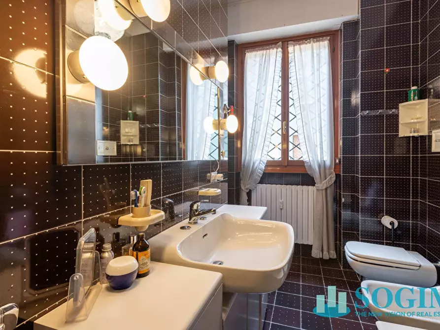 Immagine 22 di Appartamento in vendita  in via Bellini 25 a Monza