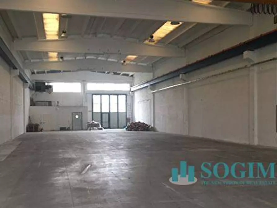 Immagine 4 di Capannone industriale in vendita  in via Edison 5 a Gudo Visconti