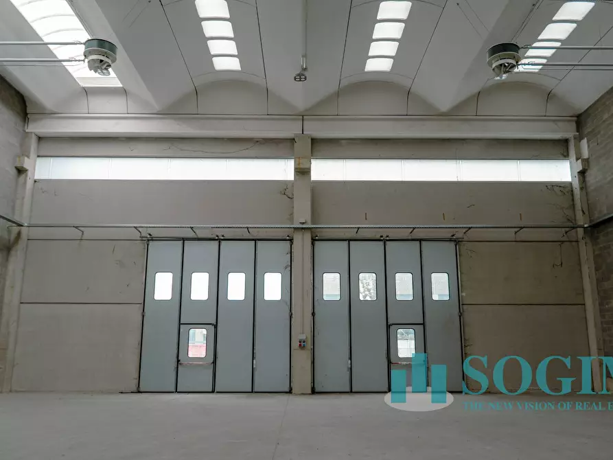 Immagine 2 di Capannone industriale in affitto  in via Delle Industrie a Lentate Sul Seveso