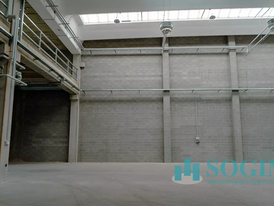 Immagine 7 di Capannone industriale in affitto  in via Delle Industrie a Lentate Sul Seveso