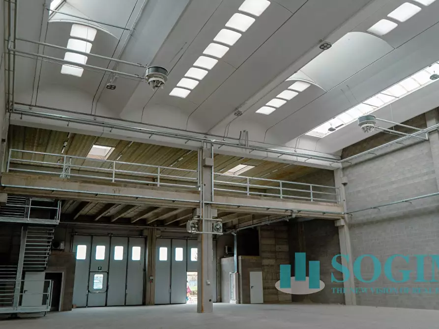 Immagine 4 di Capannone industriale in affitto  in via Delle Industrie a Lentate Sul Seveso