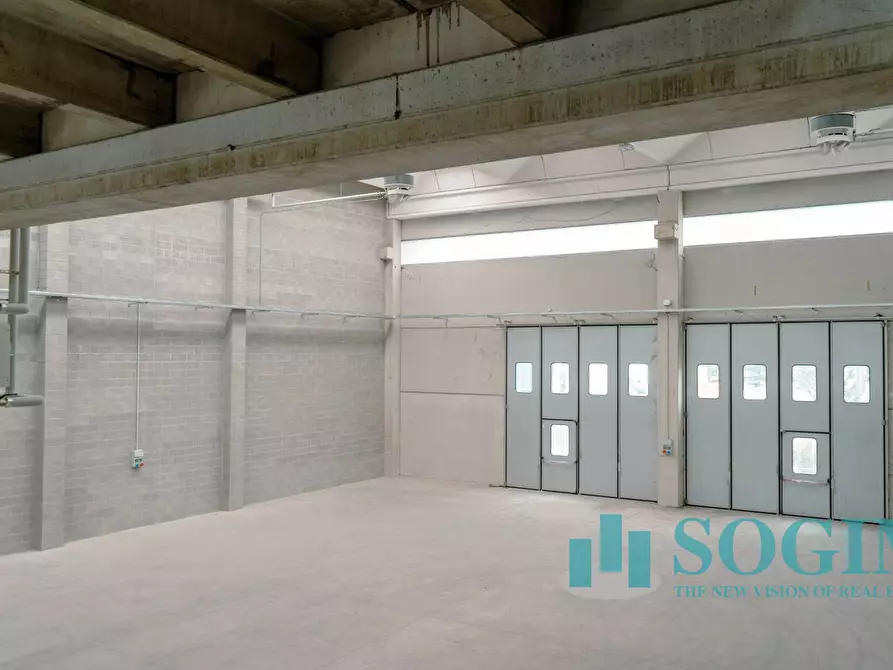 Immagine 9 di Capannone industriale in affitto  in via Delle Industrie a Lentate Sul Seveso