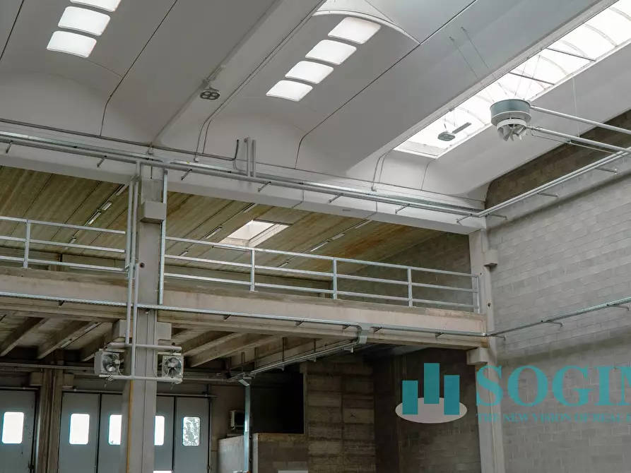 Immagine 8 di Capannone industriale in affitto  in via Delle Industrie a Lentate Sul Seveso