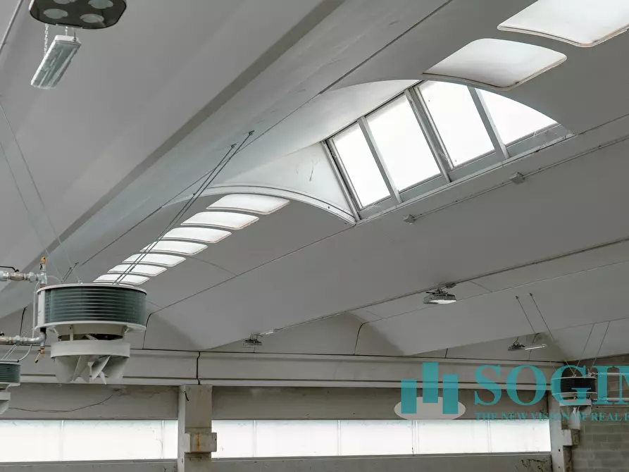 Immagine 22 di Capannone industriale in affitto  in via Delle Industrie a Lentate Sul Seveso