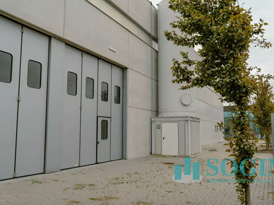 Immagine 5 di Capannone industriale in affitto  in via Delle Industrie a Lentate Sul Seveso