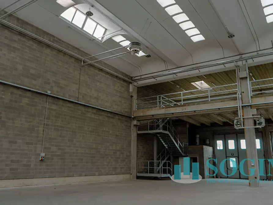 Immagine 26 di Capannone industriale in affitto  in via Delle Industrie a Lentate Sul Seveso