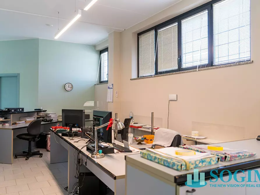 Immagine 13 di Capannone industriale in affitto  in via dell'artigianato a Carugate