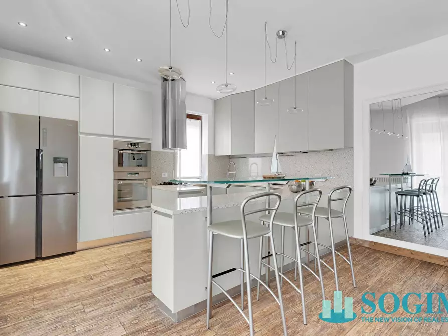 Immagine 5 di Appartamento in vendita  in Piazza Roma a Como