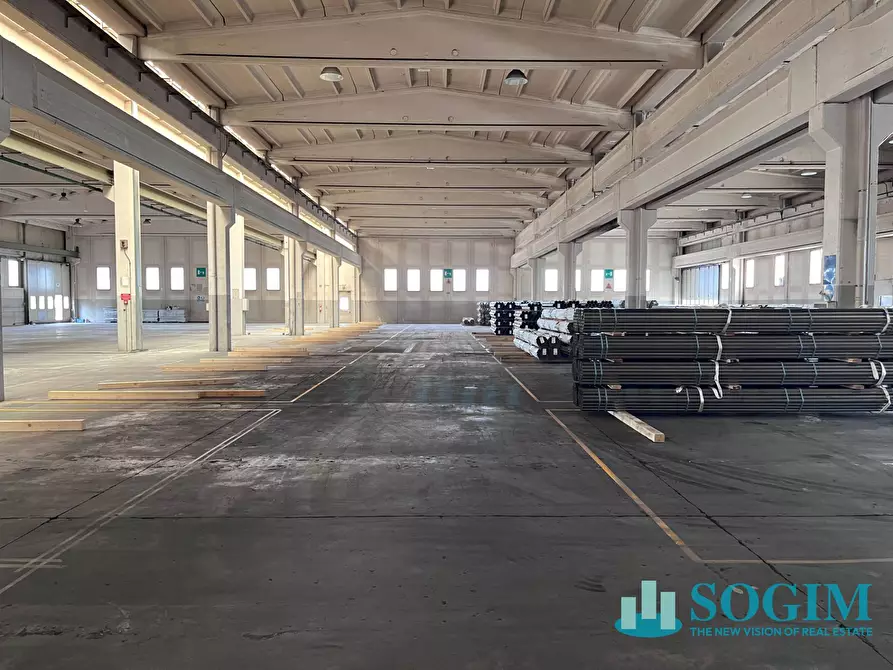 Immagine 8 di Capannone industriale in vendita  in via Dante 55 a Abbiategrasso