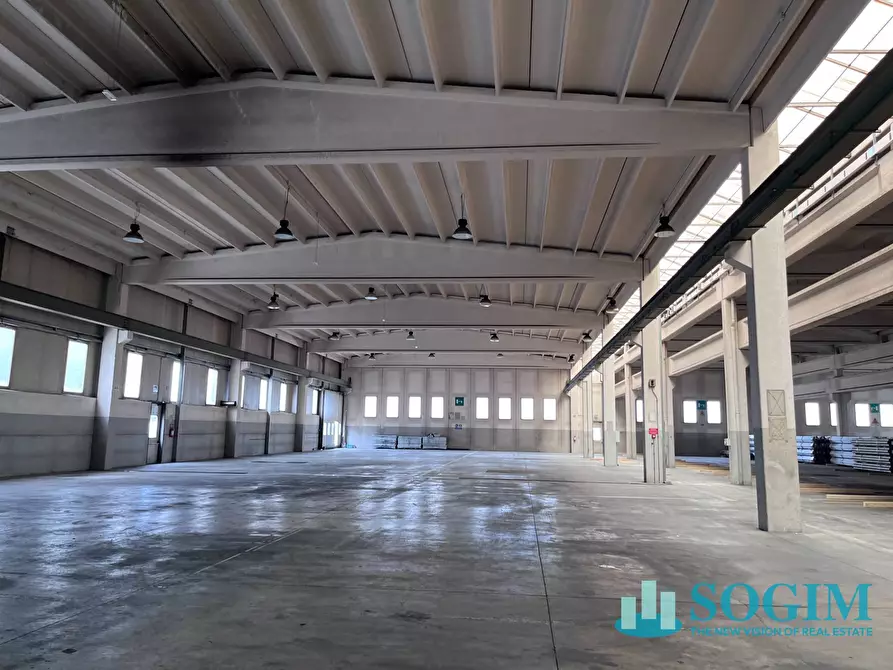 Immagine 12 di Capannone industriale in vendita  in via Dante 55 a Abbiategrasso