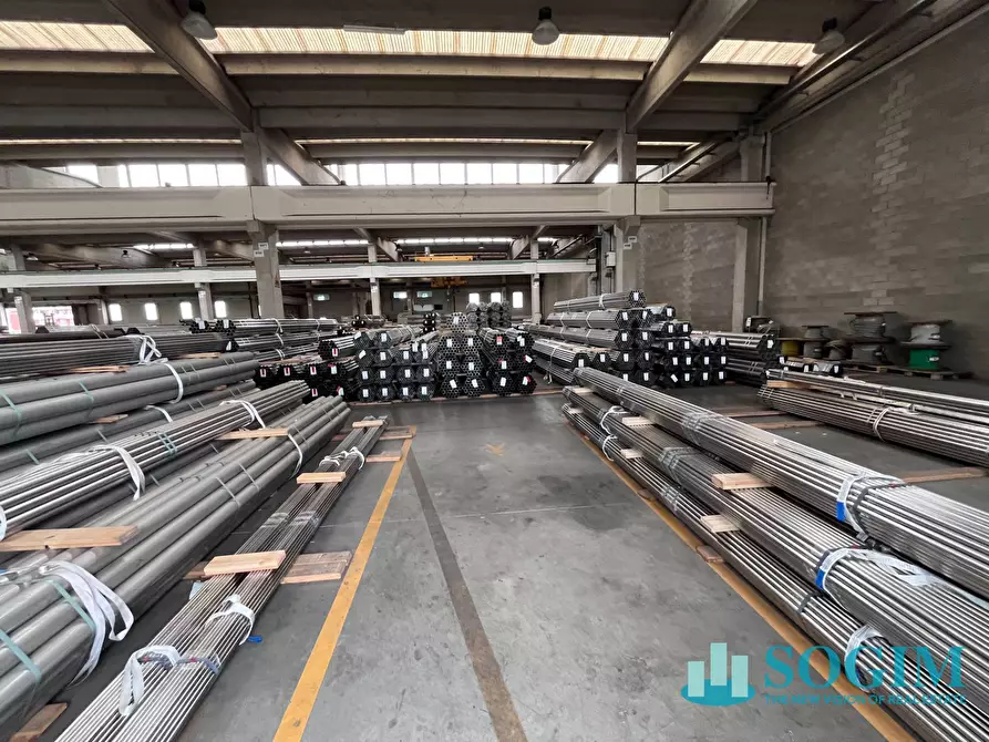 Immagine 30 di Capannone industriale in vendita  in via Dante 55 a Abbiategrasso