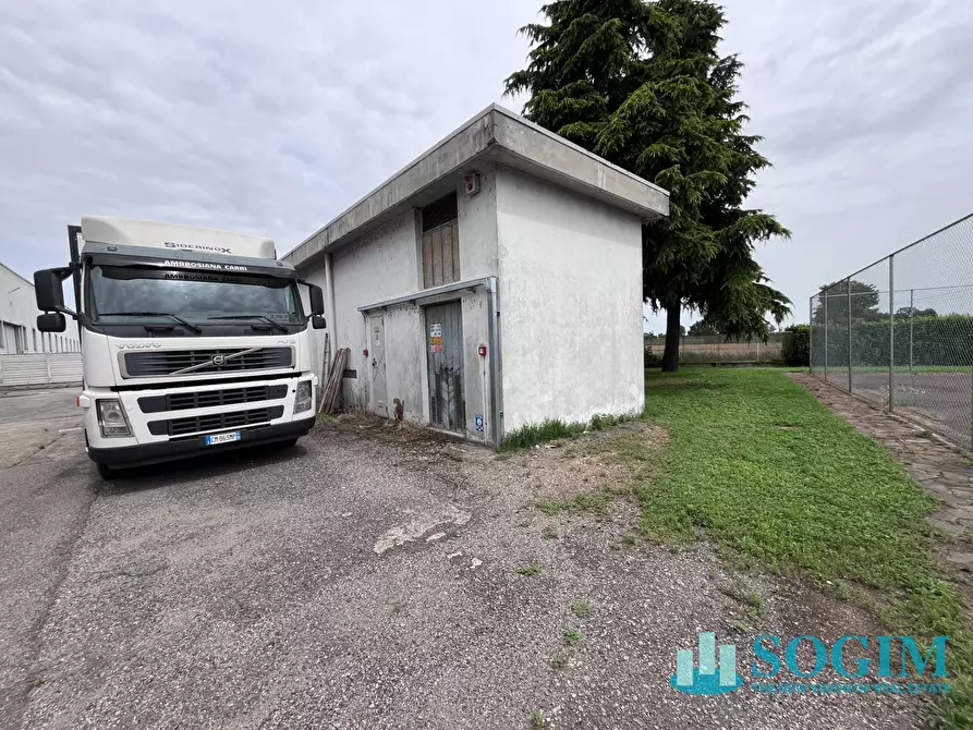 Immagine 39 di Capannone industriale in vendita  in via Dante 55 a Abbiategrasso