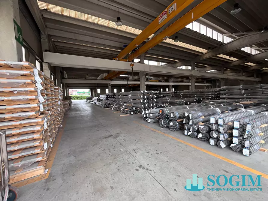 Immagine 3 di Capannone industriale in vendita  in via Dante 55 a Abbiategrasso