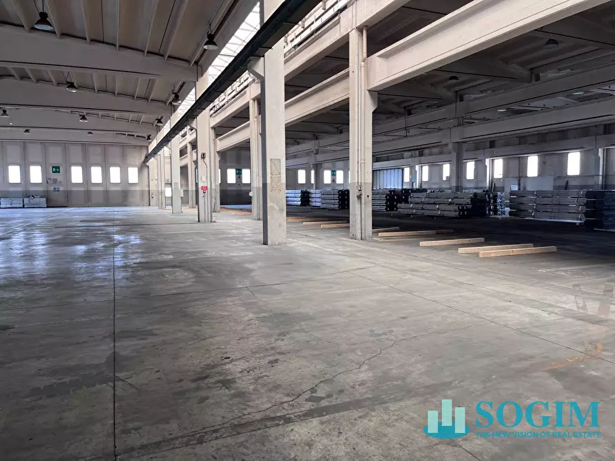 Immagine 15 di Capannone industriale in vendita  in via dante a Abbiategrasso