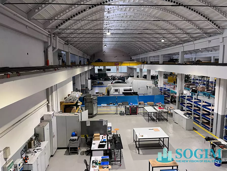 Immagine 2 di Capannone industriale in vendita  in via Dante 55 a Abbiategrasso