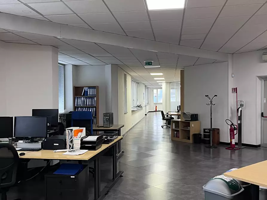 Immagine 16 di Capannone industriale in vendita  in via Dante 55 a Abbiategrasso