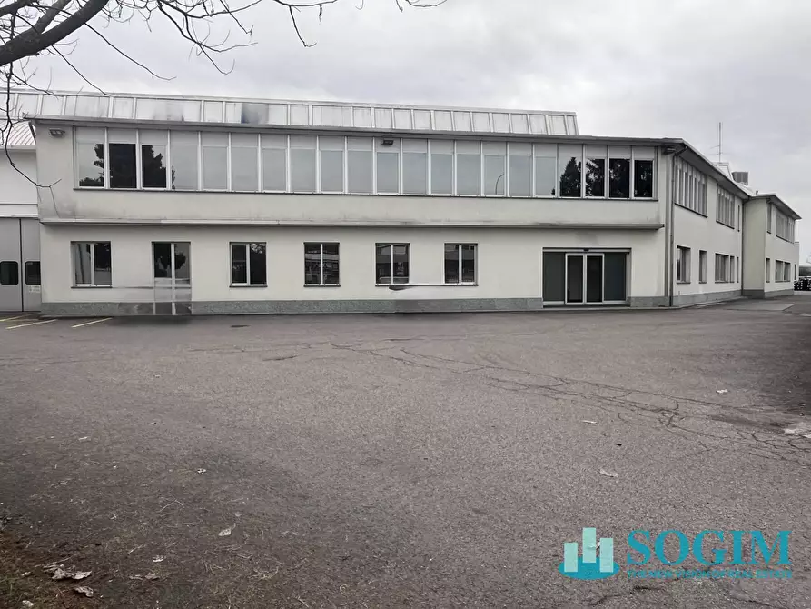 Immagine 1 di Capannone industriale in vendita  in via Dante 55 a Abbiategrasso