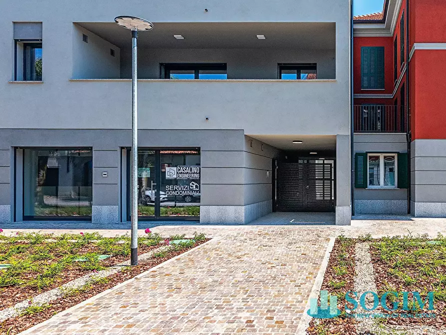 Immagine 9 di Negozio in affitto  in via Piave 25 a Mariano Comense