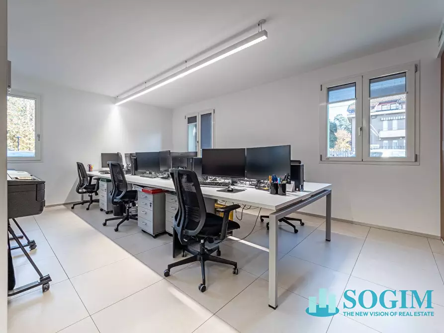 Immagine 6 di Ufficio in affitto  in via Piave 29 a Mariano Comense