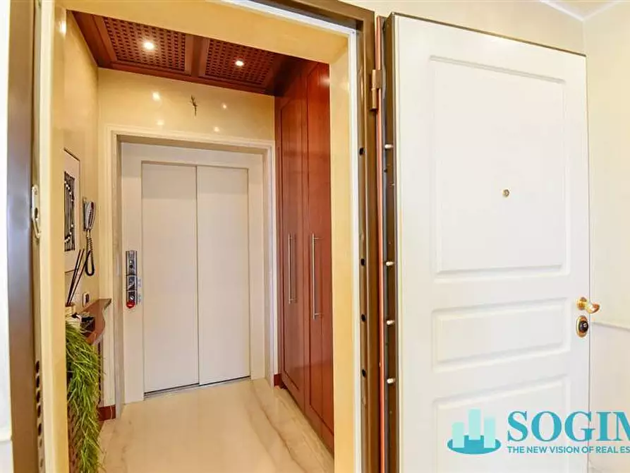 Immagine 8 di Appartamento in vendita  in Via Odescalchi 39 a Seregno