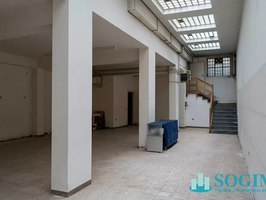 Immagine 20 di Locale commerciale in vendita  in via Vittorio Emanuele 14 a Lazzate