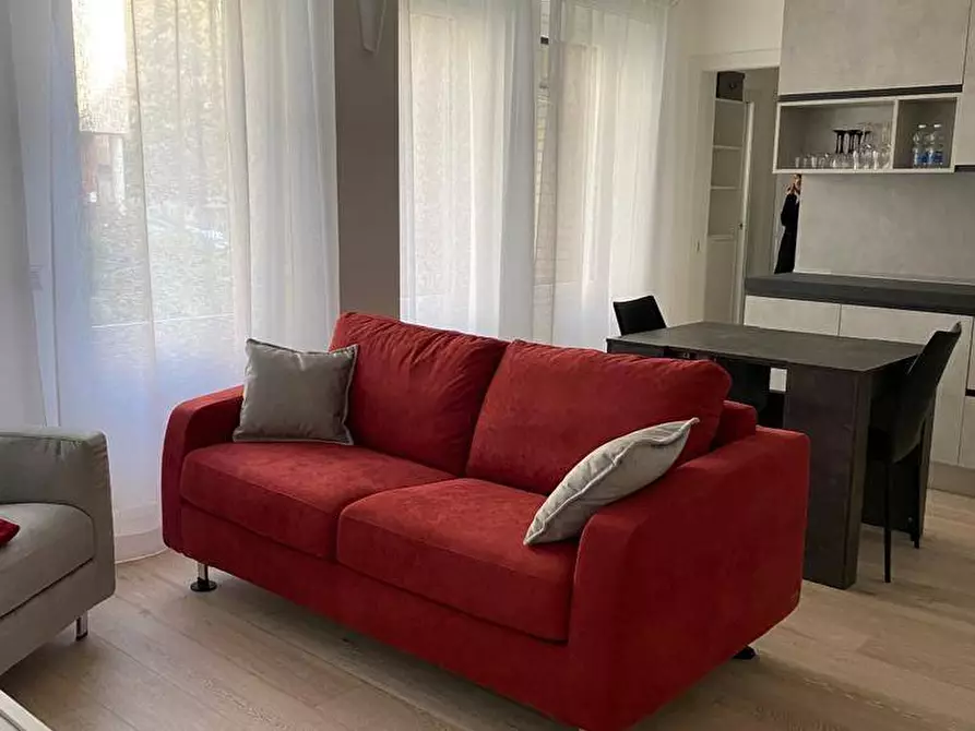 Immagine 1 di Appartamento in affitto  in via Archimede 57 a Milano