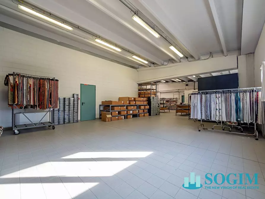 Immagine 16 di Capannone industriale in vendita  in Via Lenticchia a Como