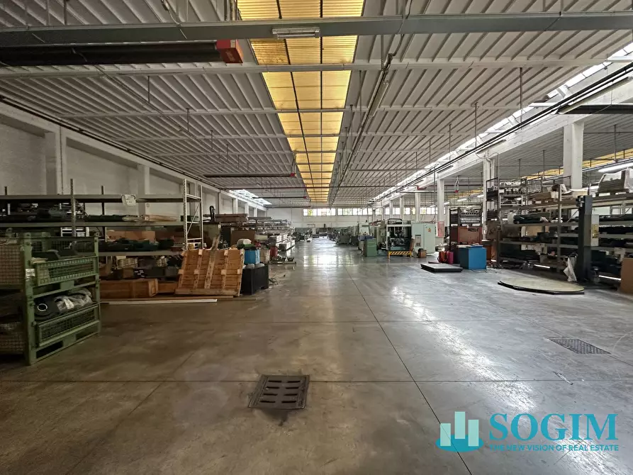 Immagine 1 di Capannone industriale in vendita  in Via Campestre 47 a Bresso