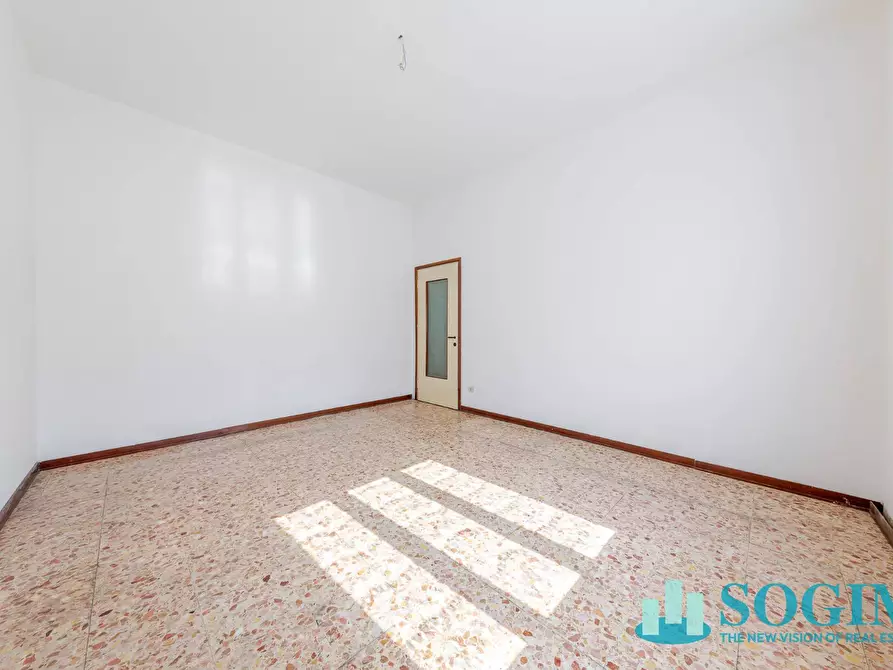 Immagine 11 di Appartamento in vendita  in Via Adda 8 a Sesto San Giovanni