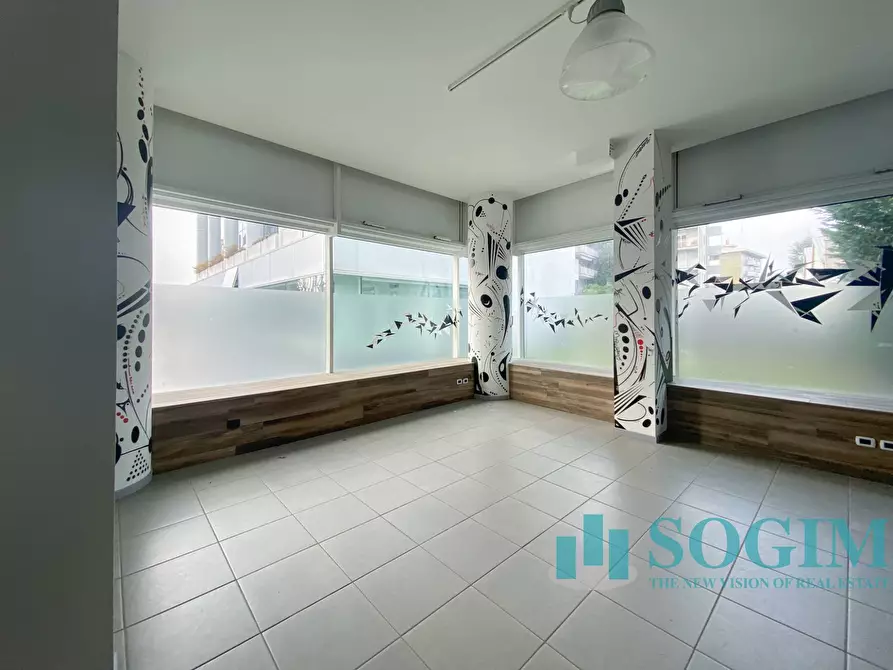 Immagine 5 di Ufficio in affitto  in Via Piceni a Gallarate