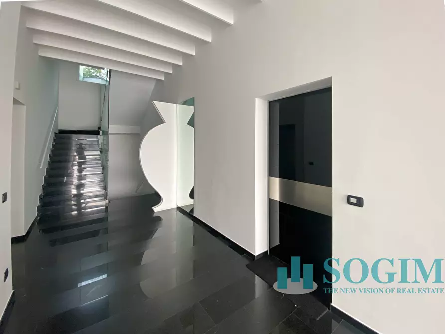 Immagine 18 di Ufficio in affitto  in Via Piceni a Gallarate