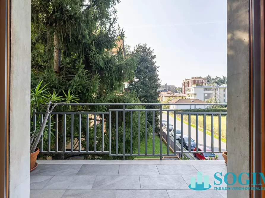 Immagine 49 di Appartamento in affitto  in Via Ponchielli 44 a Monza