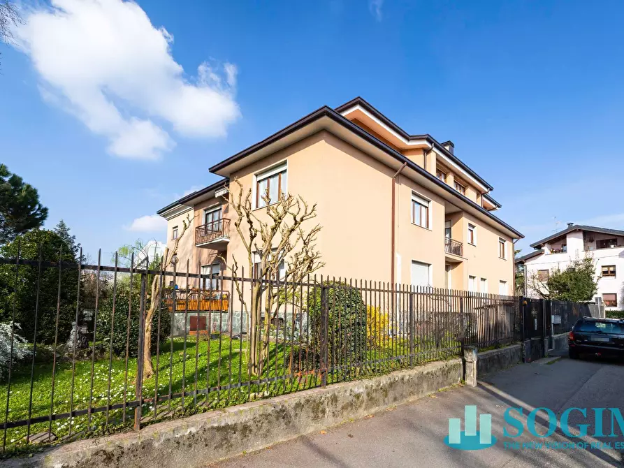Immagine 2 di Appartamento in vendita  in Via Fidia 1 a Monza