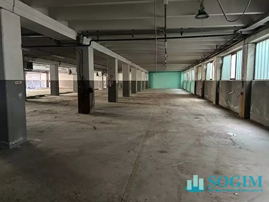 Immagine 14 di Capannone industriale in vendita  in Via Luigi Fumagalli 97 a Mariano Comense