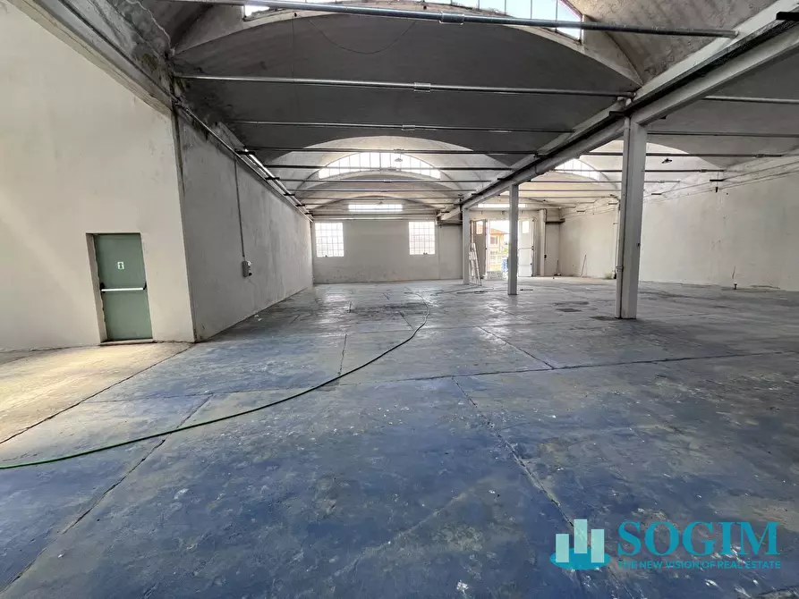 Immagine 3 di Capannone industriale in affitto  in via Silvio Pellico 38 a Abbiategrasso