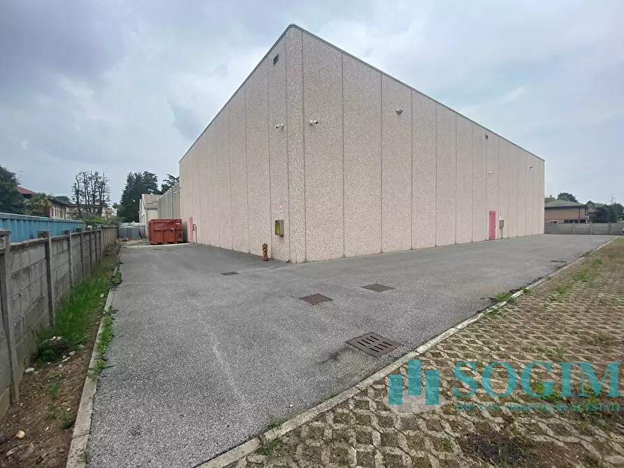 Immagine 3 di Capannone industriale in vendita  in Via Virgilio 6 a Giussano