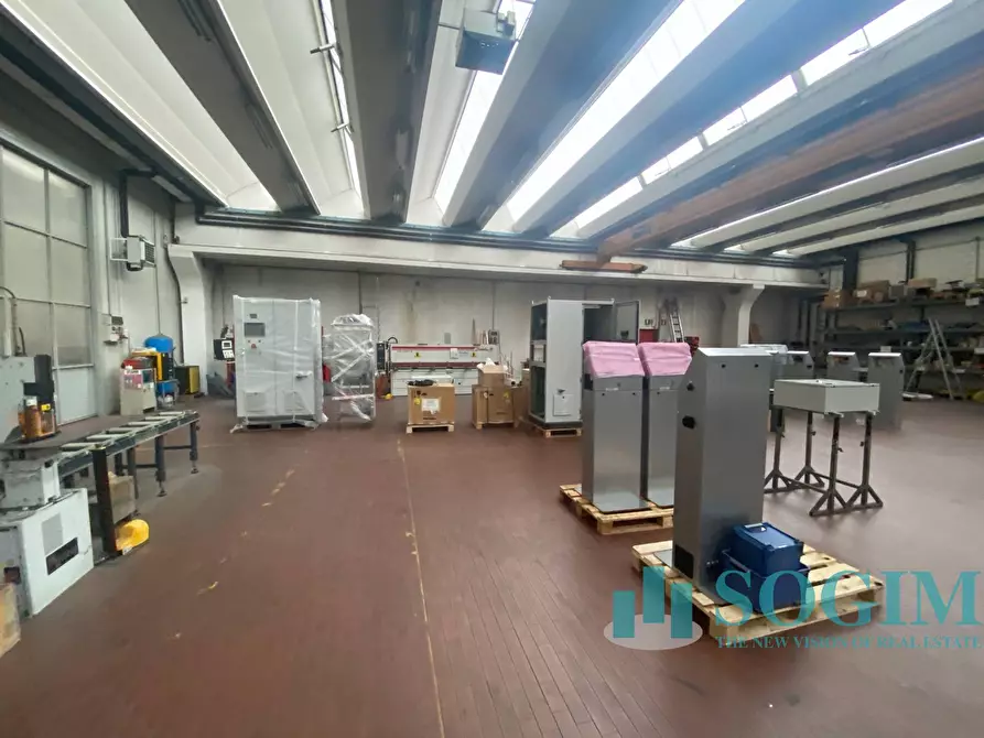 Immagine 25 di Capannone industriale in vendita  in Via Virgilio 6 a Giussano