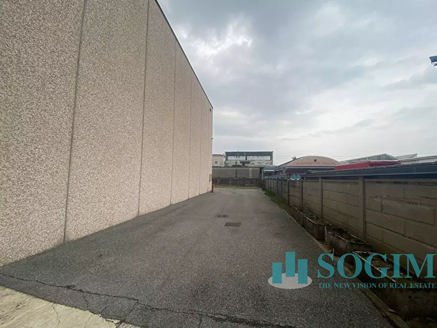 Immagine 34 di Capannone industriale in vendita  in Via Virgilio 6 a Giussano