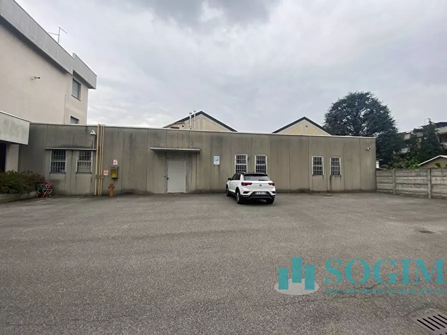 Immagine 38 di Capannone industriale in vendita  in Via Virgilio 6 a Giussano