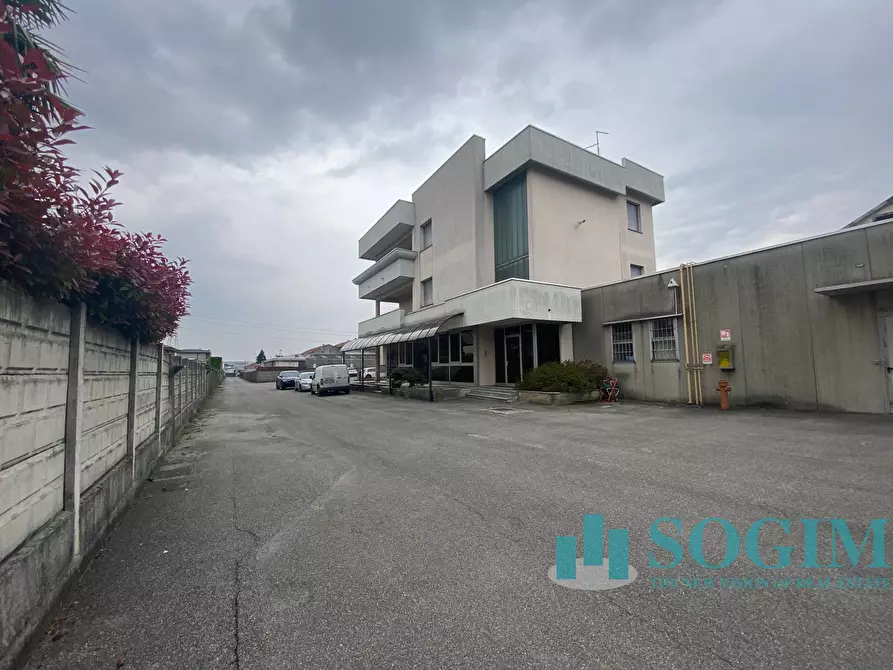 Immagine 39 di Capannone industriale in vendita  in Via Virgilio 6 a Giussano