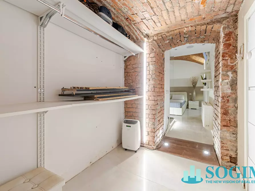 Immagine 20 di Locale commerciale in vendita  in Via Tertulliano 58 a Milano