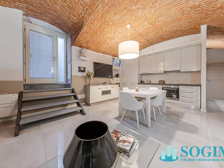 Immagine 2 di Locale commerciale in vendita  in Via Tertulliano 58 a Milano