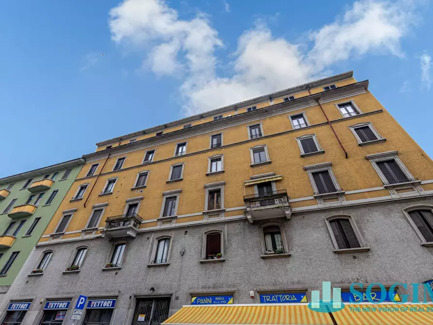 Immagine 1 di Locale commerciale in vendita  in Via Tertulliano 58 a Milano