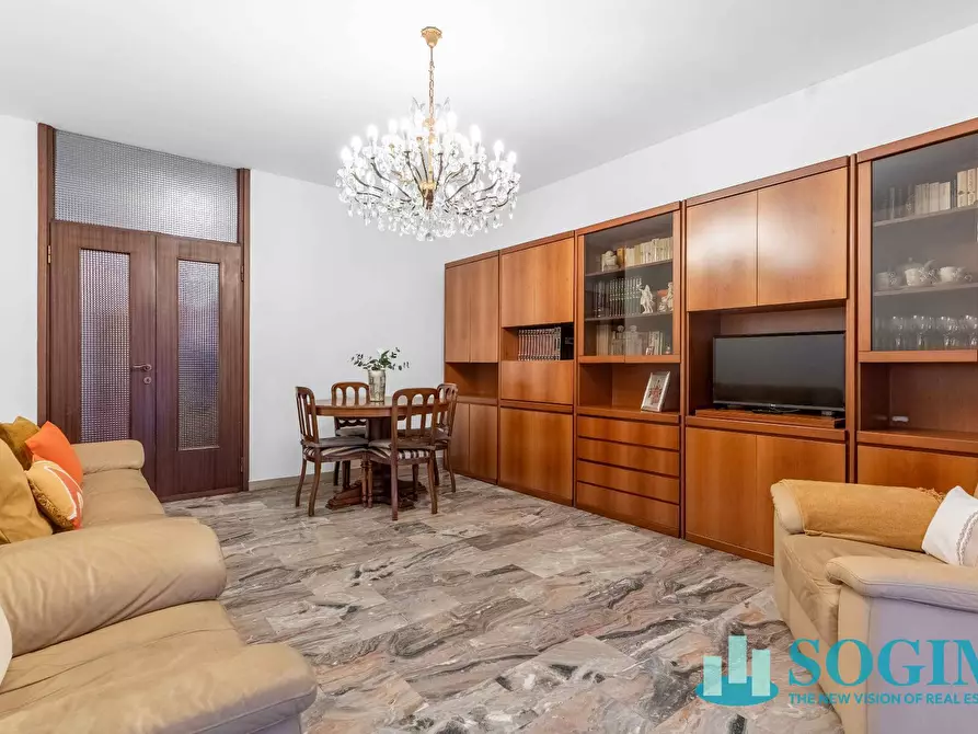 Immagine 1 di Appartamento in vendita  in Viale Fulvio Testi 176 a Cinisello Balsamo