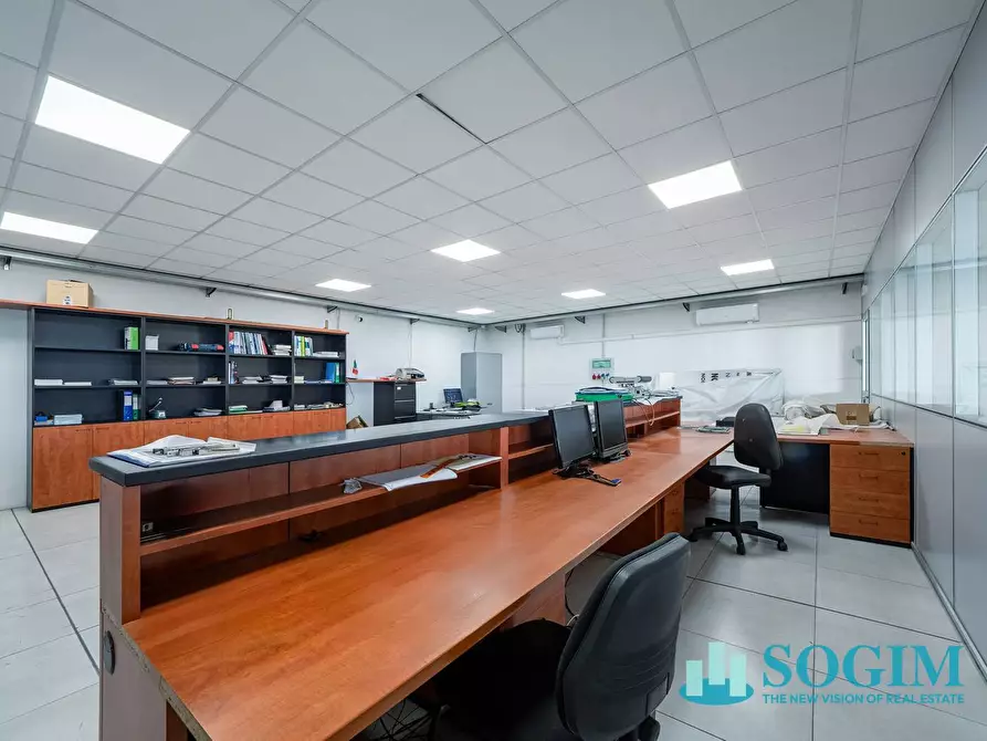 Immagine 14 di Capannone industriale in vendita  in via tevere a Fino Mornasco