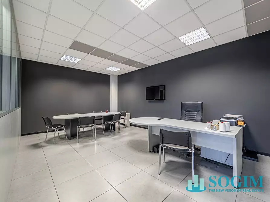 Immagine 20 di Capannone industriale in vendita  in via tevere a Fino Mornasco