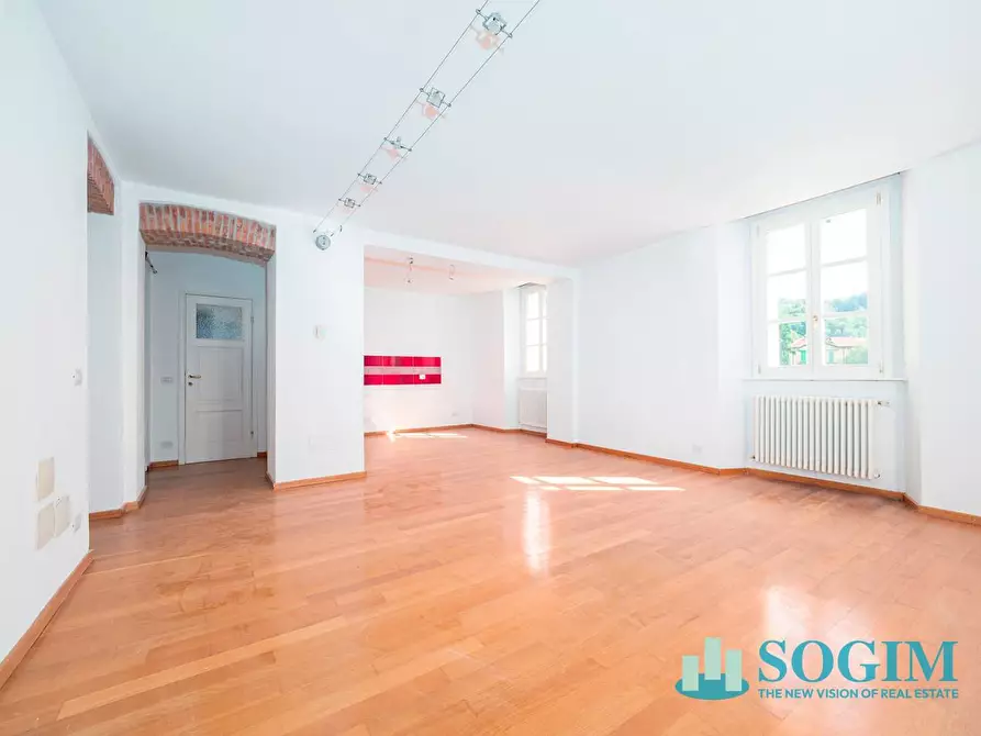 Immagine 16 di Appartamento in vendita  in Via Pacinotti 3 a Como