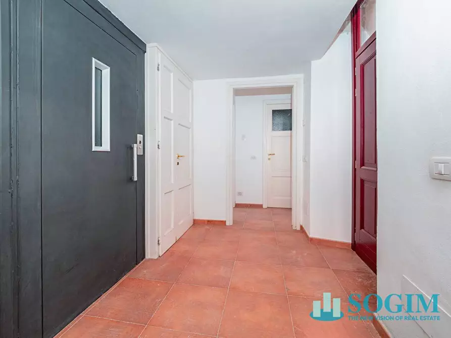 Immagine 8 di Appartamento in vendita  in Via Pacinotti 3 a Como