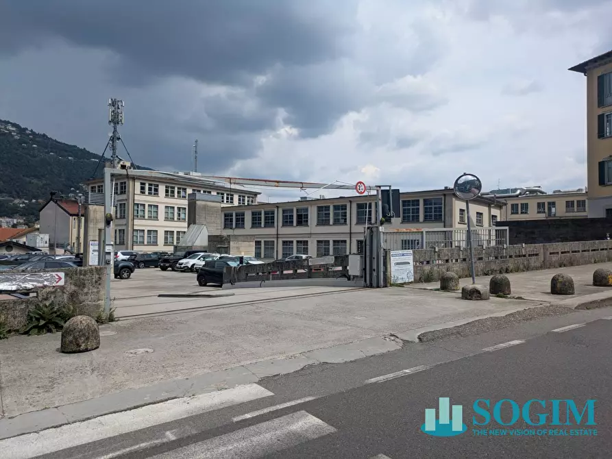 Immagine 11 di Box auto in vendita  in viale ReginaTeolinda 17 a Como