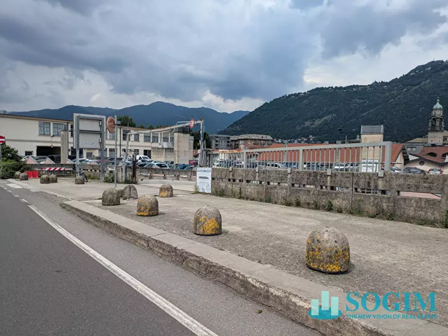 Immagine 5 di Box auto in vendita  in viale ReginaTeolinda 17 a Como